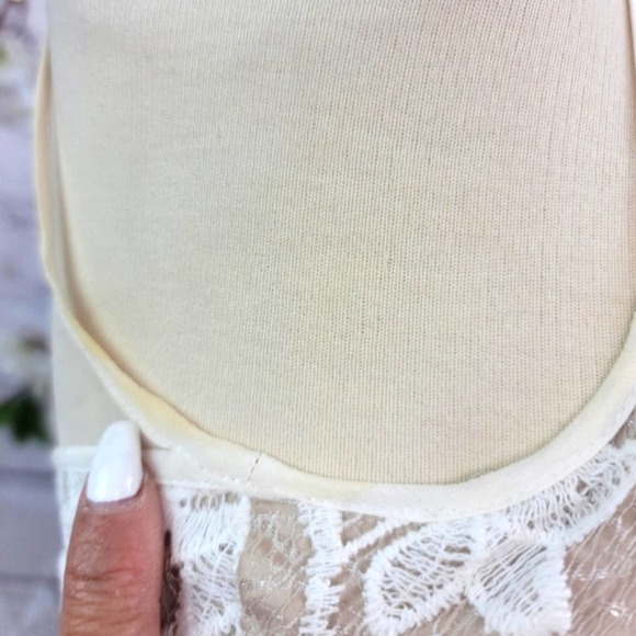 TRINA TURK SHEER FRONT LACE MINI WHITE/ NUDE SLEVEELESS DRESS SZ 2 - Picture 8 of 12